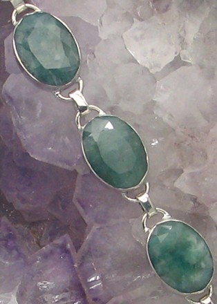 BL BR-657 EM  (Emerald)