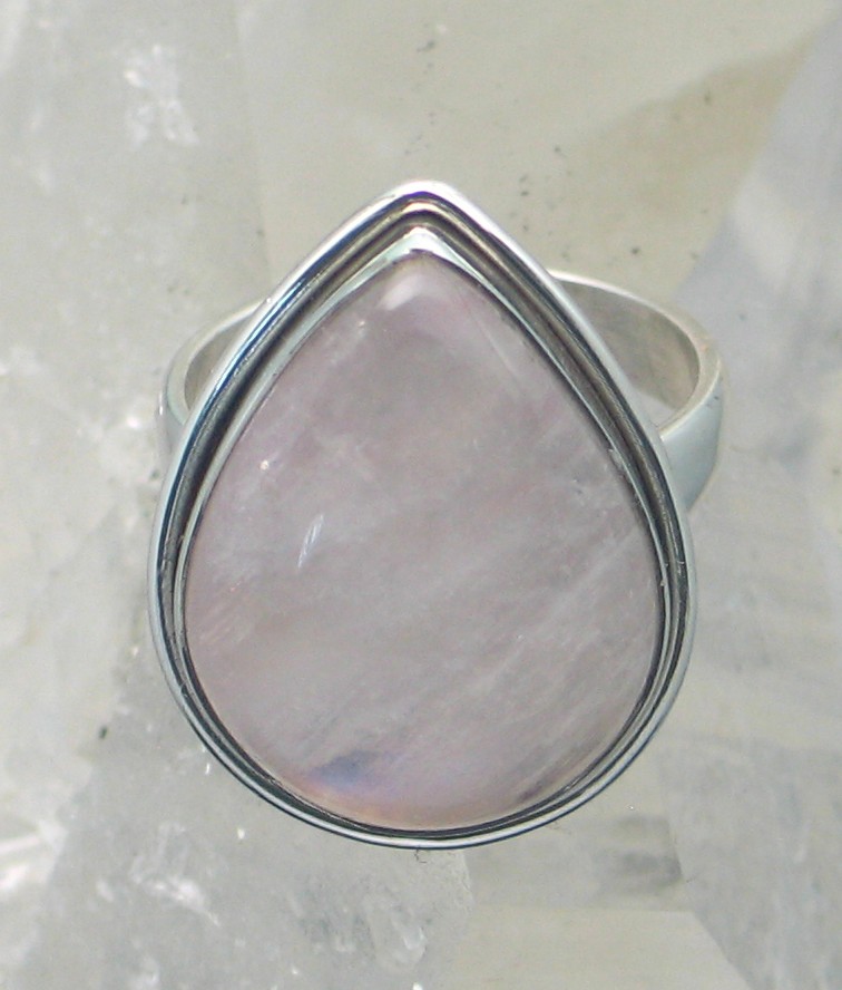 BL R-1802 PRM   (Pink Rainbow Moonstone)