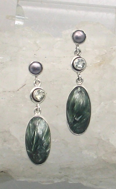 FP ER-0039 MLT  (Pearl, Green Amethyst, Seraphanite)