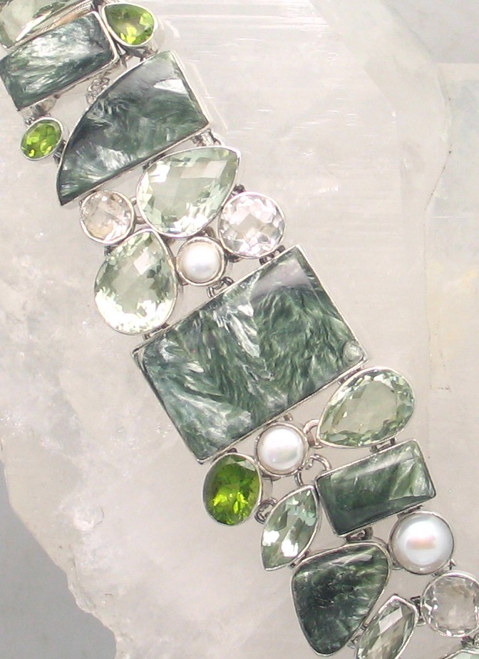 MIK BR-010 MLT  (Seraphanite, Green Amethyst, Pearl, Peridot, White Topaz)