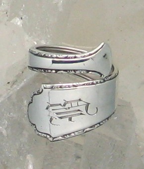 SPR-4607  Lunt Treasure "William & Mary" 