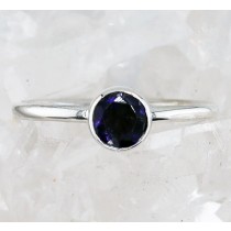 HGE R-007 A IO  (Iolite)
