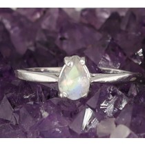 SSJ R-262 RM  (Faceted Rainbow Moonstone)
